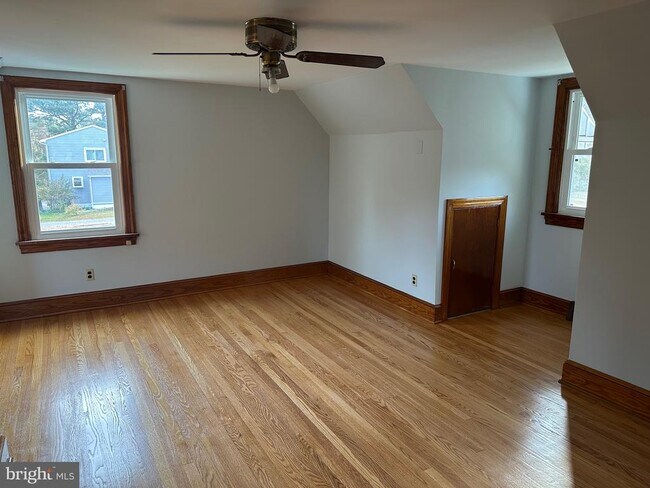 Building Photo - 905 Taskforce Dr