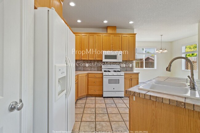 Building Photo - Charm Resides on Gaffney Lane, Recently Up...