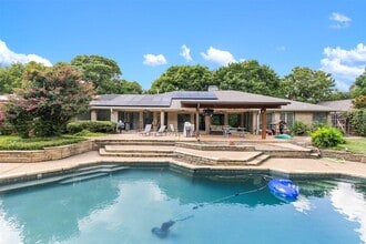 Building Photo - 6530 Copper Creek Dr