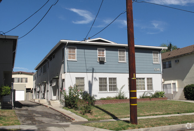 Building Photo - 5341 Vantage Ave