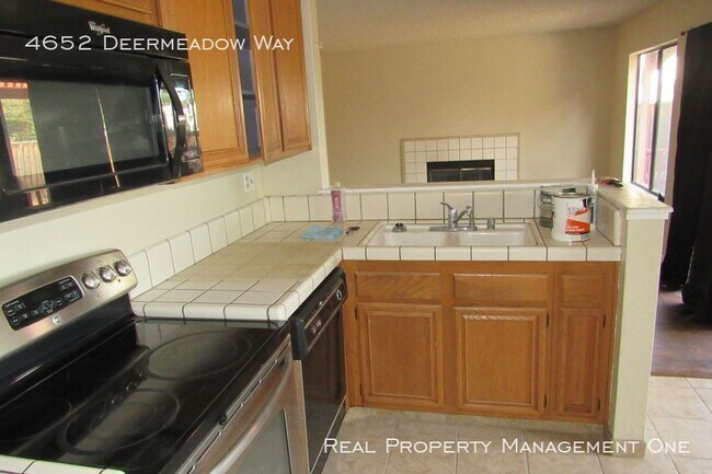 Building Photo - 4652 Deermeadow Way