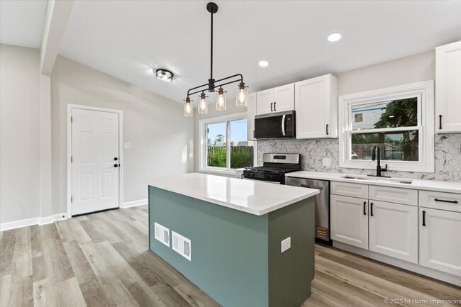 Building Photo - 16211 Joyce Cir
