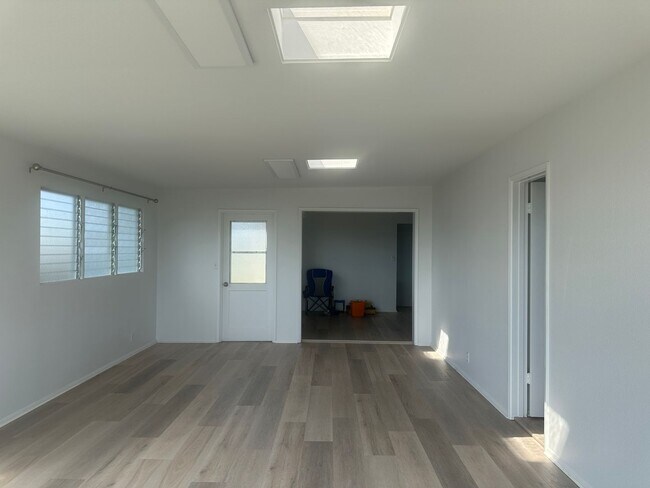 Foto del edificio - Renovated 4 bedroom 2 bath home in Pearl City