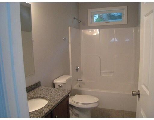 Foto del edificio - 62 Lane St