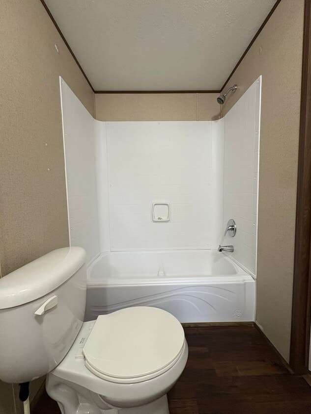 Building Photo - For Rent