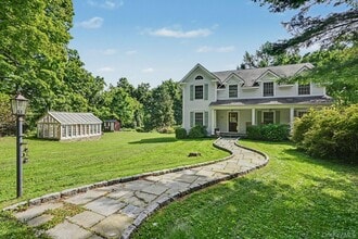 Building Photo - 154 Cherry Hill Rd