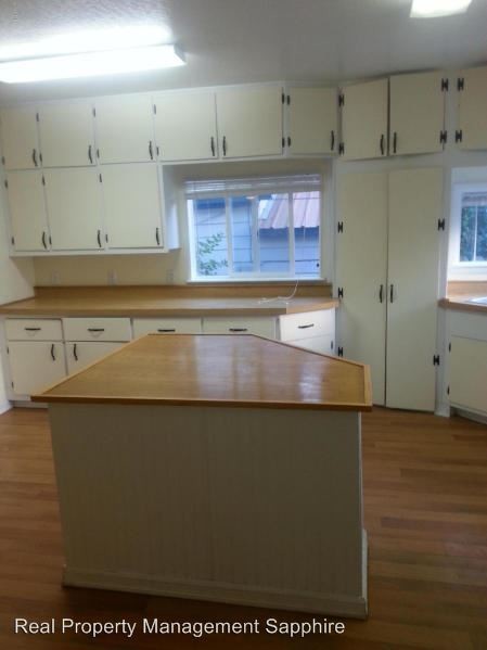 Building Photo - 3 br, 2 bath House - 207 S 7th Street
