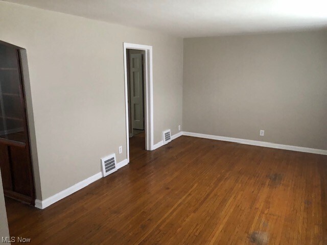 Foto del edificio - 1532 Genesee Rd