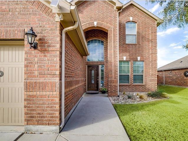 Building Photo - 5825 Valley Haven Way