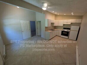 Building Photo - 5917 W Plank Rd