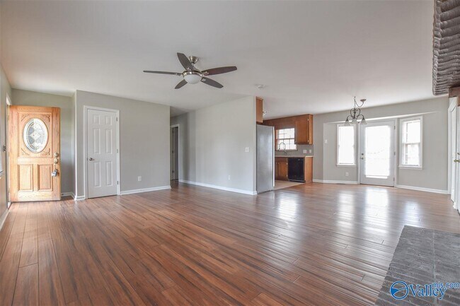Foto del edificio - 121 Grayson Ave