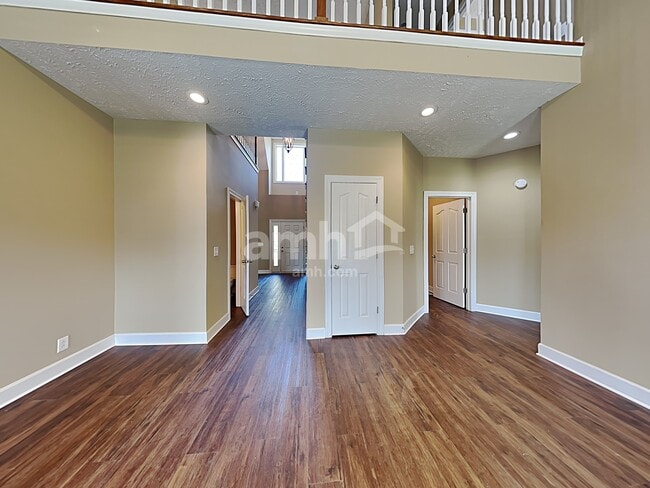 Building Photo - 1802 Potters Court