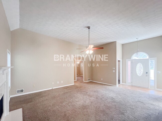 Foto del edificio - 45 Lydia Ct