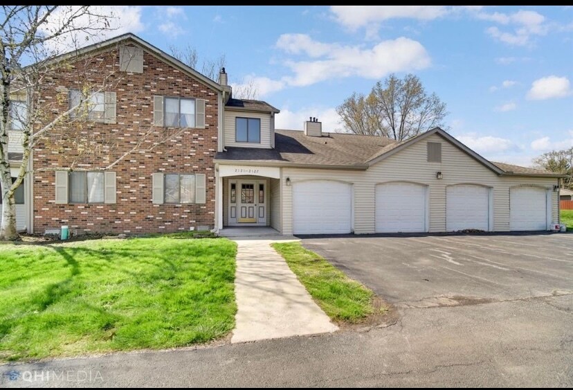 2123 Tupelo Ln Unit 2123, Chesterton, IN 46304 Condo for Rent in Chesterton, IN