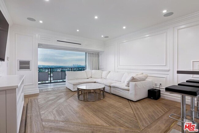 Foto del edificio - 1155 N La Cienega Blvd