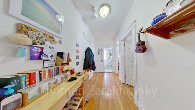 Foto del edificio - 42 Strathmore Rd