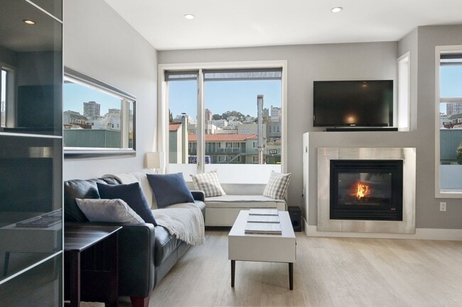 Epic REA/Azari PM:Gorgeous 1 Bed/ 1 Bath C... - Epic REA/Azari PM:Gorgeous 1 Bed/ 1 Bath C... Apartment