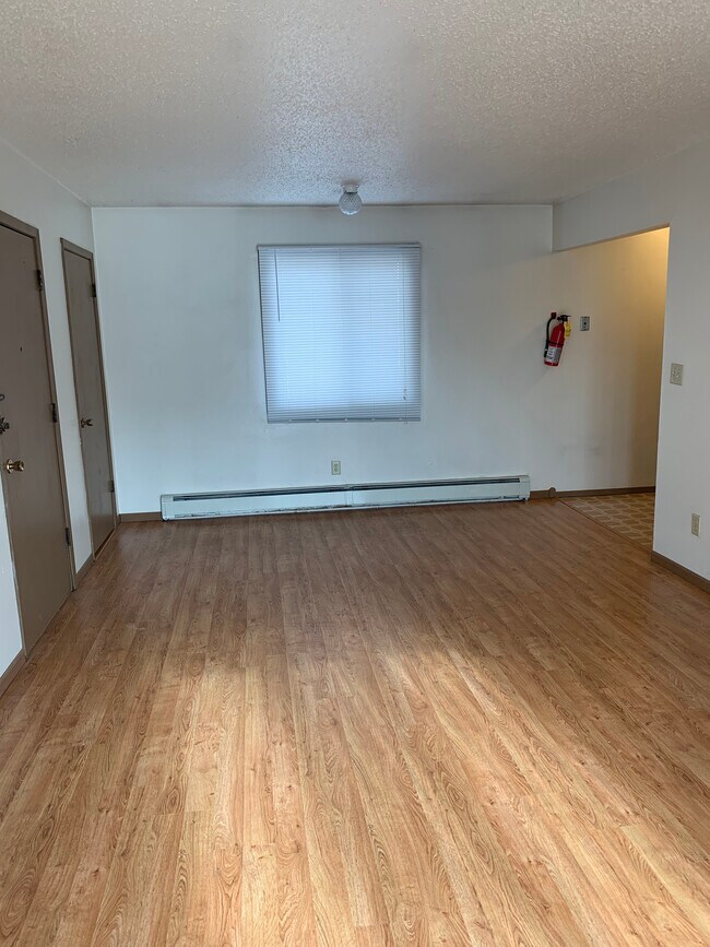 Foto del edificio - 716 E Burlington St