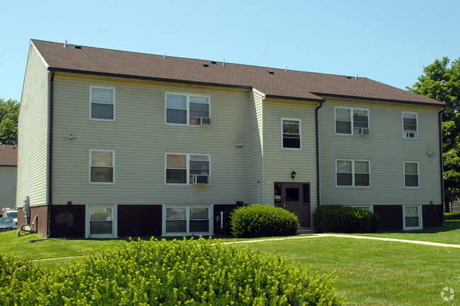 Building Photo - Lincoln West Apartments