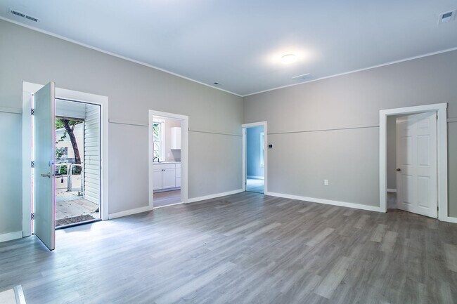 Foto del edificio - Convenient to Brevard & Hendersonville