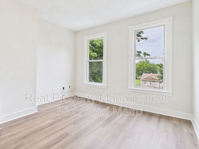 Foto del edificio - 3314 3rd Ave