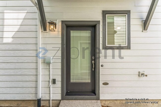 Foto del edificio - 8457 SE Kinnaman St