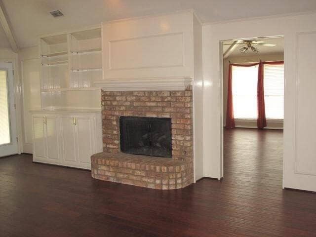 Building Photo - 4445 Jenning Dr