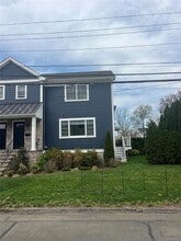 Building Photo - 70 Henry Ave