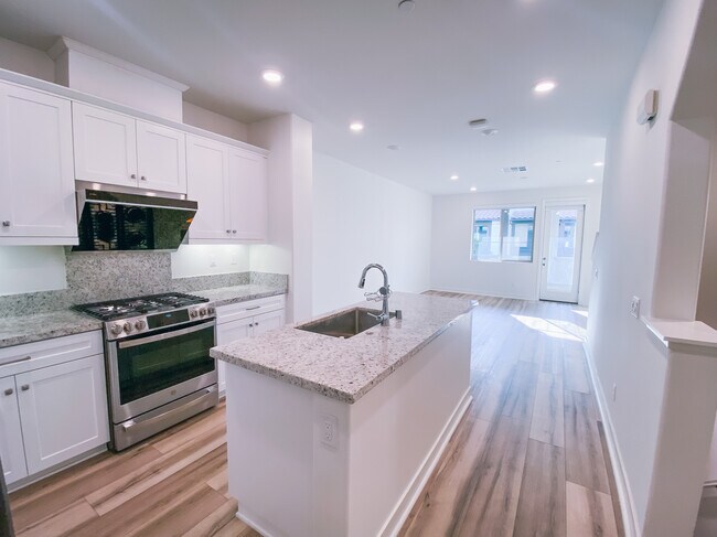 Building Photo - 2623 Glamis Ct