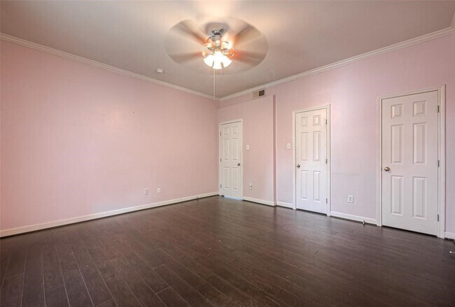 Foto del edificio - 4515 Briar Hollow Pl