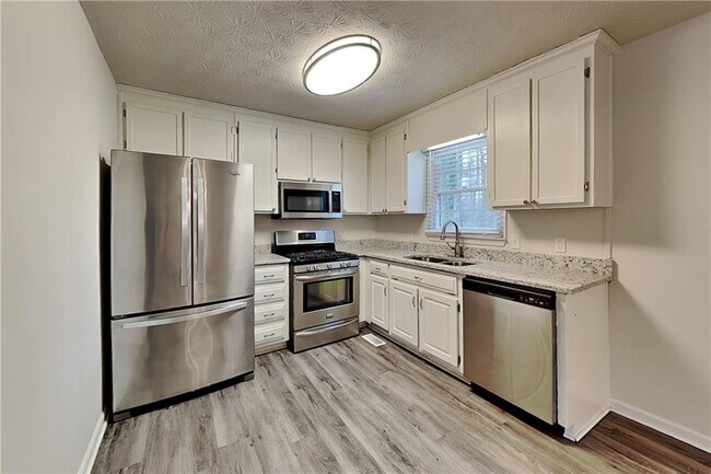 Building Photo - 2342 Westland Way