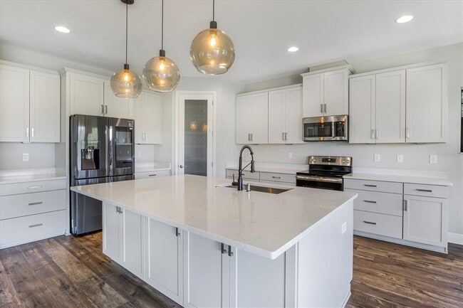 Building Photo - 12859 Satin Lily Dr