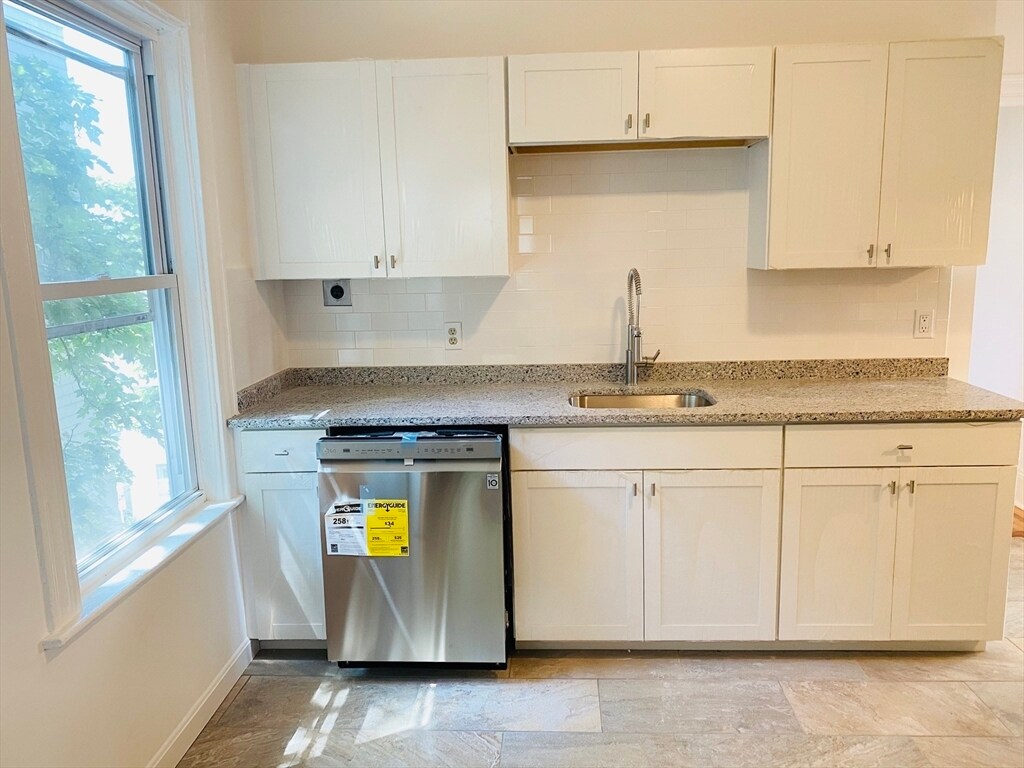 Foto principal - 17 Rowell St