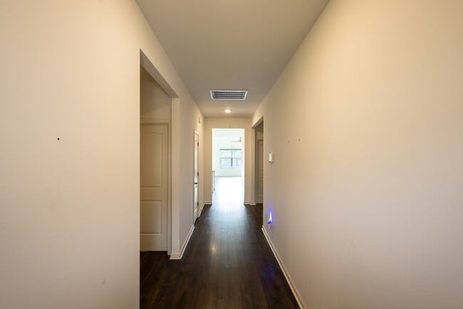 Building Photo - 5791 Mountain View Trl