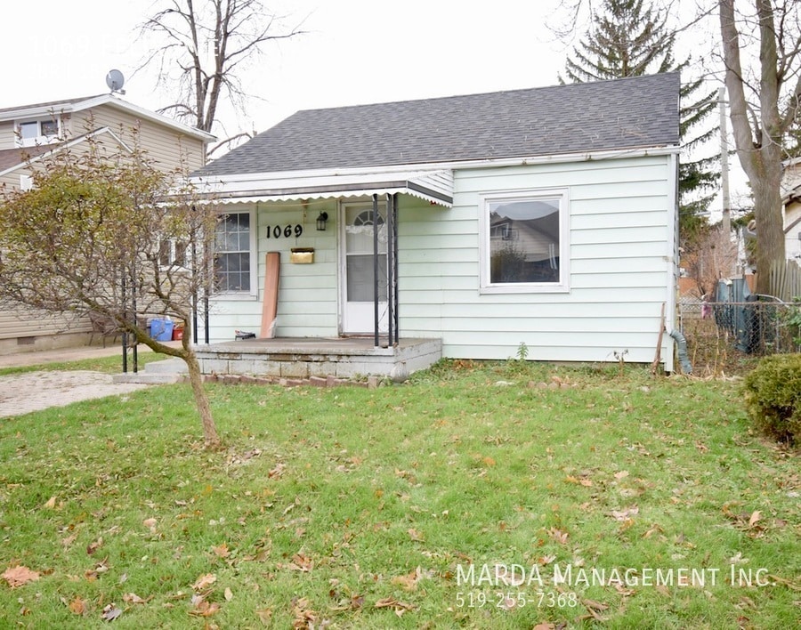 Primary Photo - COZY 2 BED/1 BATH SINGLE FAMILY HOME PLUS ...