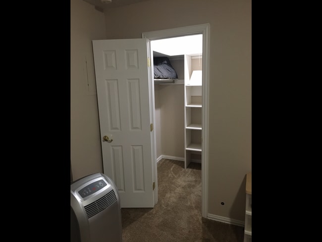 Building Photo - 3577 Red Sails Dr