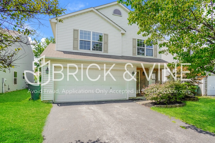 Foto principal - 3879 Liriope St