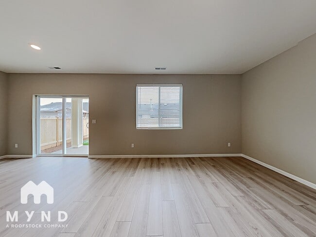 Building Photo - 15516 NE 72nd Way