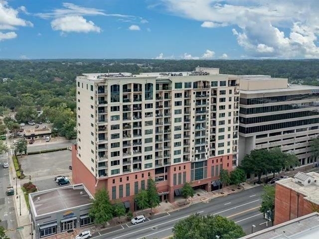 Foto del edificio - 121 N Monroe St