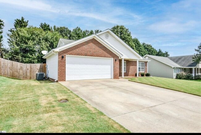 Building Photo - 27 Sweetland Ct