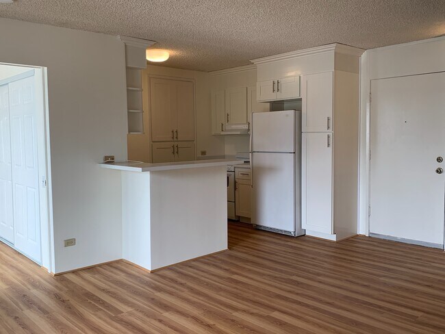 Foto del edificio - Sun Hala off Kapahulu Ave