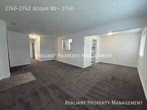 Building Photo - 2740-2742 Jessup Rd