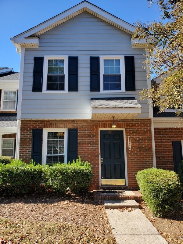 Foto del edificio - 9334 Kings Falls Dr