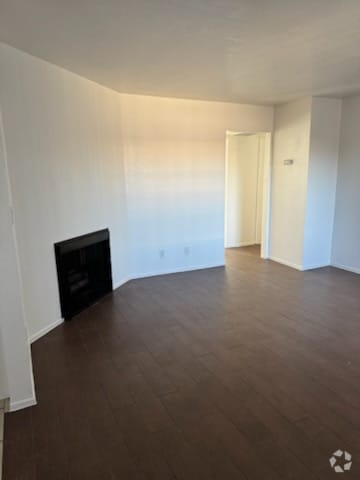 Building Photo - 38572 10th Pl E