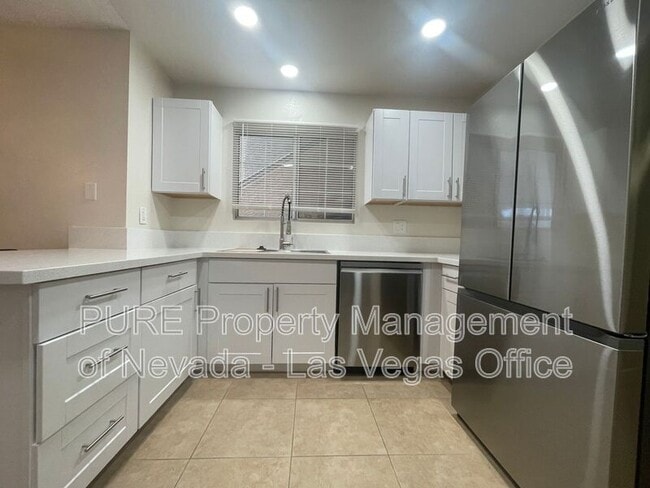 Foto del edificio - 2200 S Fort Apache Rd