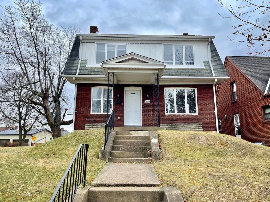 Foto principal - 1301 Straka St