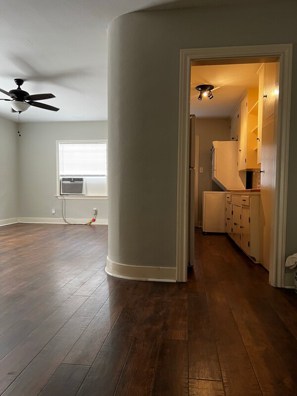 Foto del edificio - 6601 Meadowlawn St