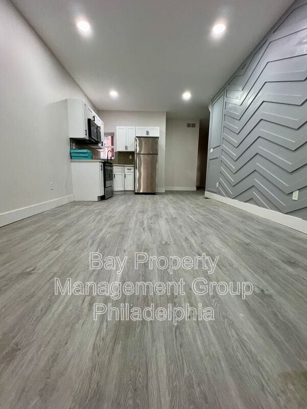 Foto del edificio - 32 S 62nd St