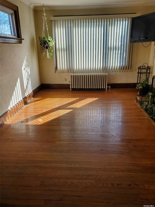 Foto principal - 839 Kings Pkwy