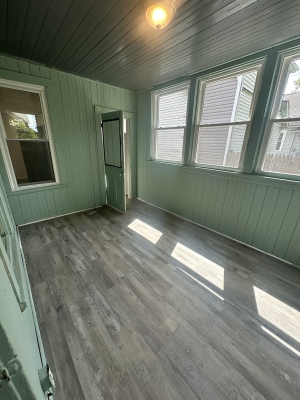Building Photo - 2180 W 83rd St